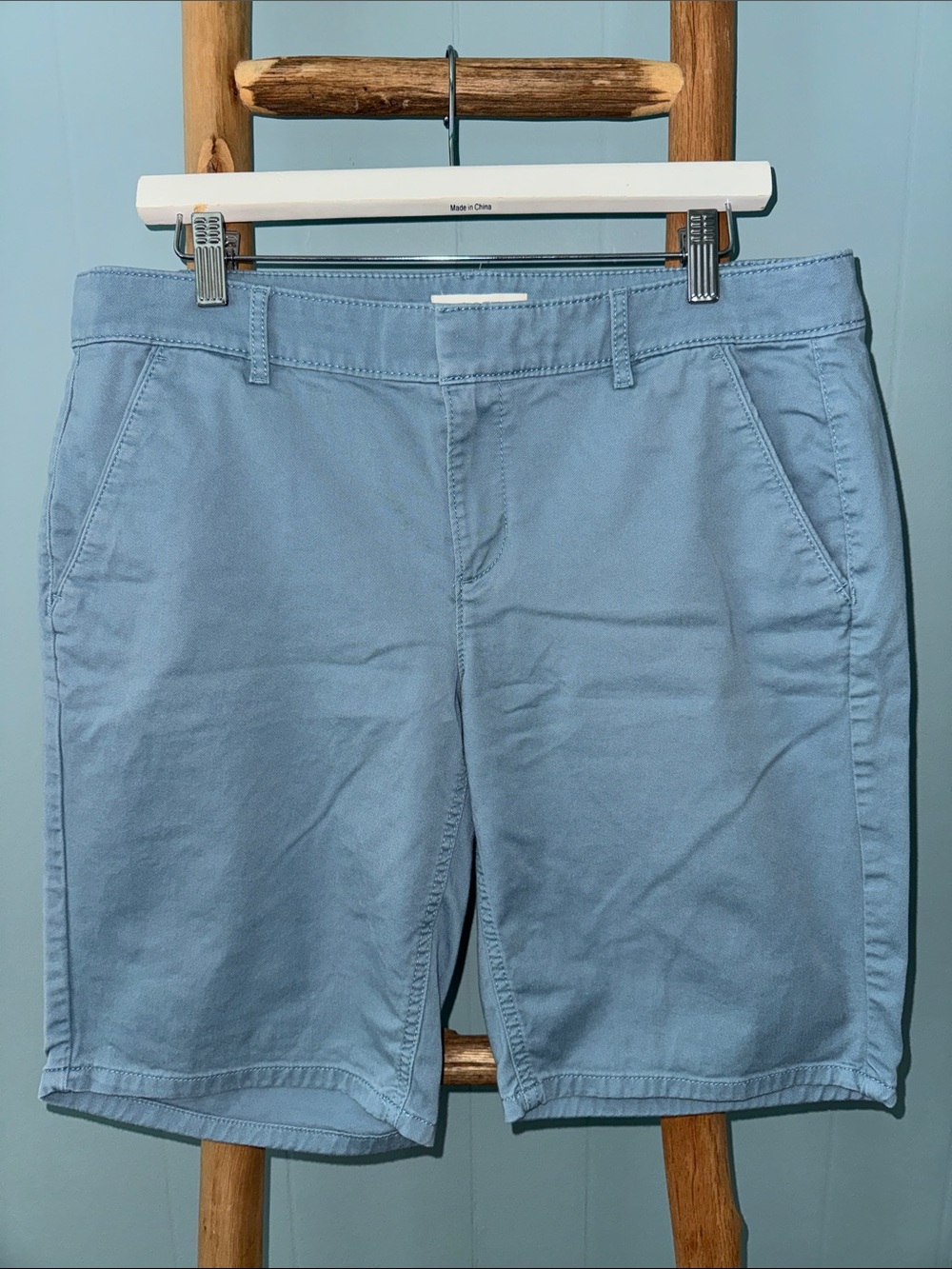 LOFT Women's Light Blue Bermuda Shorts ~ 10